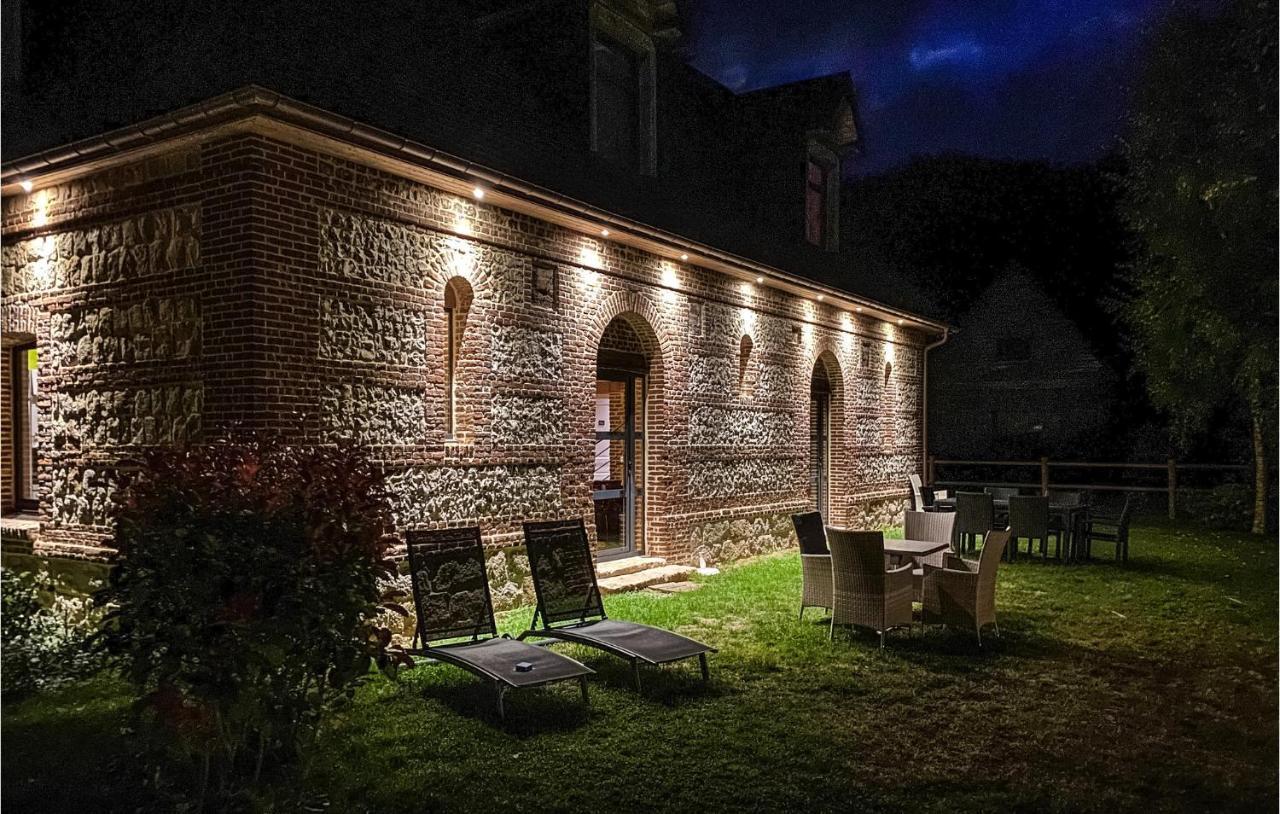 Stunning Home In Paluel With Wifi エクステリア 写真